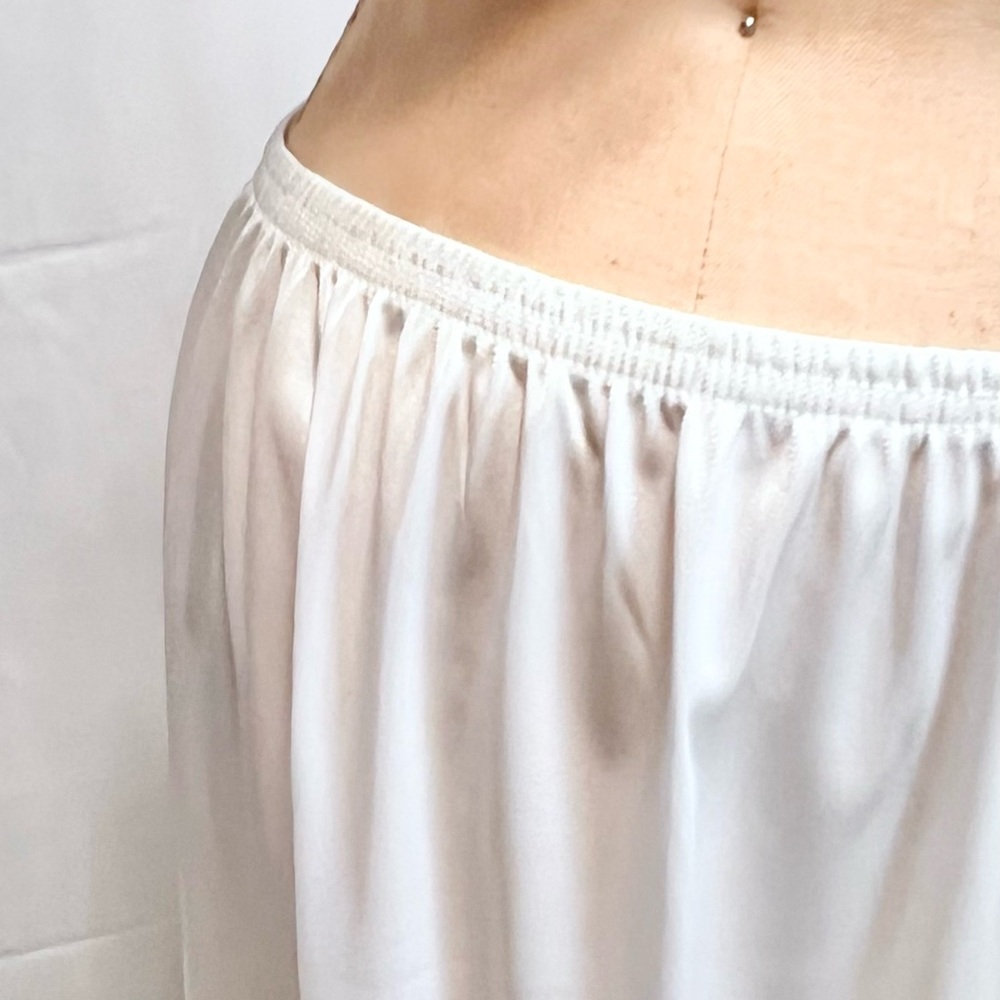 VINTAGE Vassarette white silky half dress slip elastic waist lace trim side slit - Picture 6 of 14